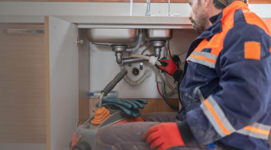 Professional slab leak plumber services in El Monte, CA
